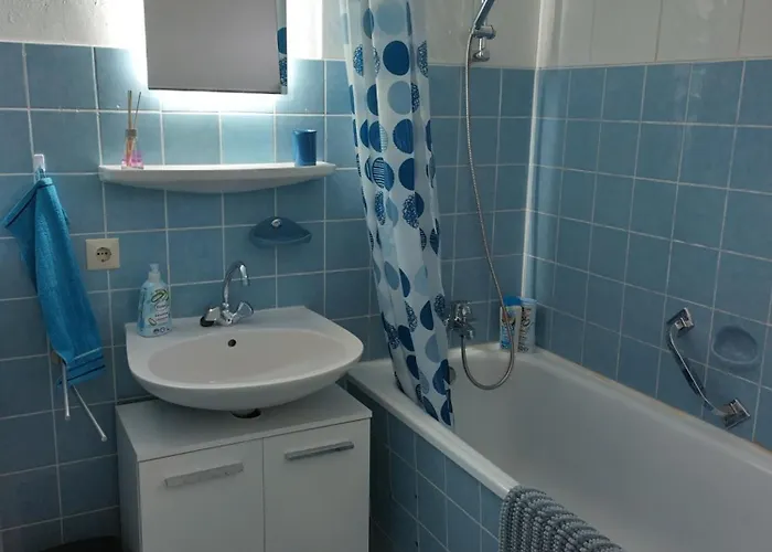 Monteurzimmer Mit Weitblick Apartman Bielefeld